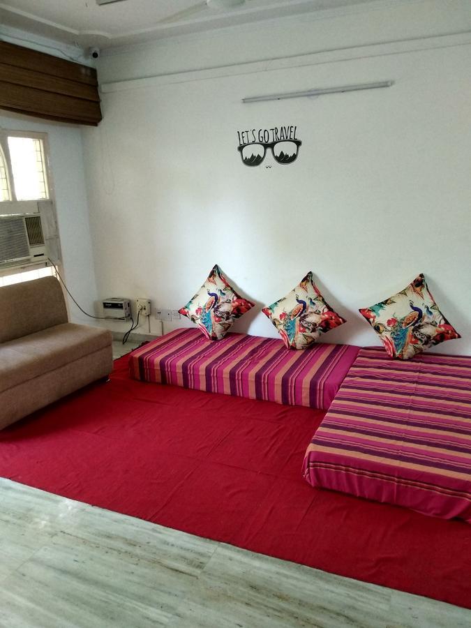 The Mystic Soul Hostel New Delhi Bagian luar foto